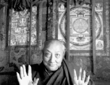 放松自己的身心，不要用思维来改变和扭曲自己