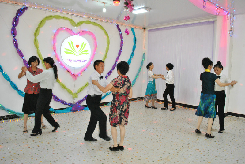 092404eoxzaeaww4eaa11a.jpg