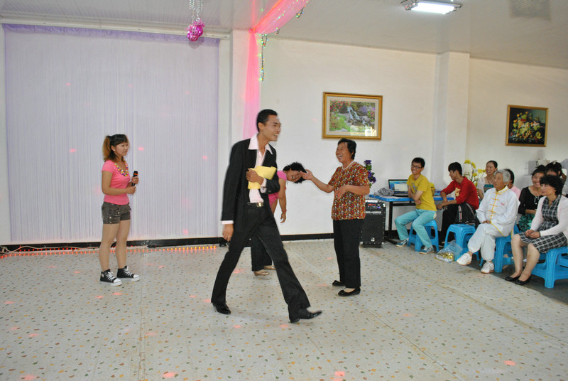 092440dlt1tot9httal3or.jpg